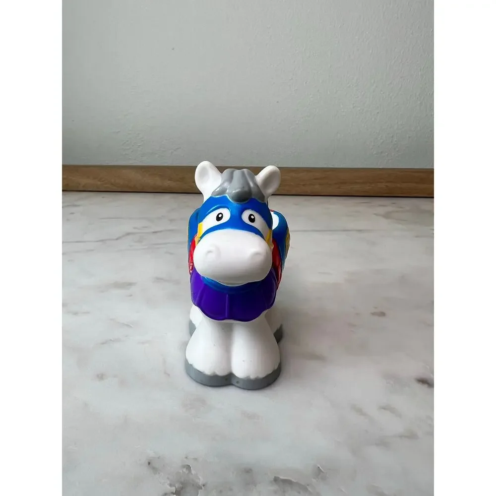 Fisher-Price Replacement Horse & Princess Sarah Lynn Figures Lil Kingdom Castle - Picture 9 of 10